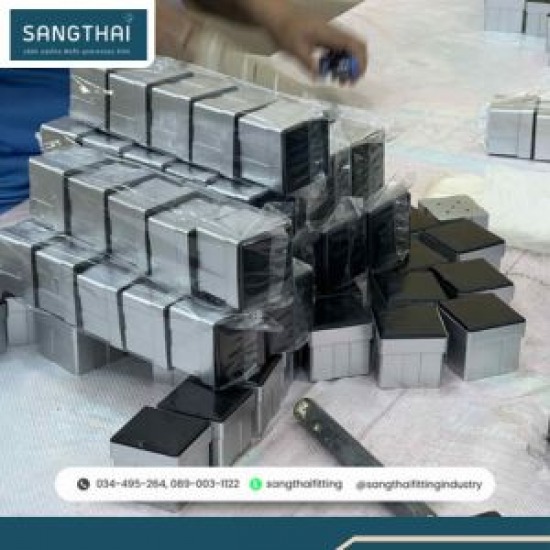 รับผลิตชิ้นส่วนพลาสติกอุปกรณ์เฟอร์นิเจอร์ฟิตติ้ง